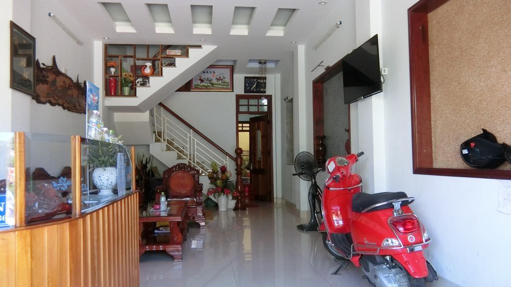 Anh Tuan Hotel Hue Exterior photo